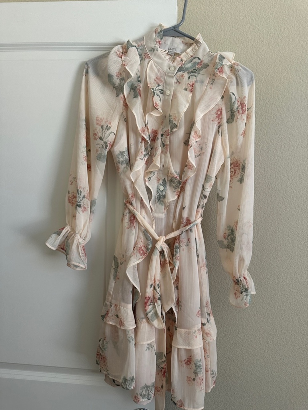 LOFT Cream Floral Ruffle Tie-Waist Long-Sleeve Dress